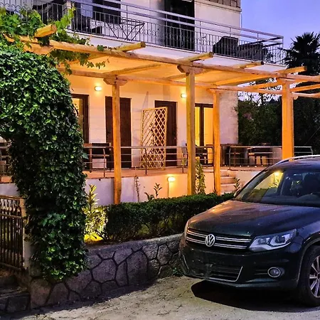 Apartament My Garden *